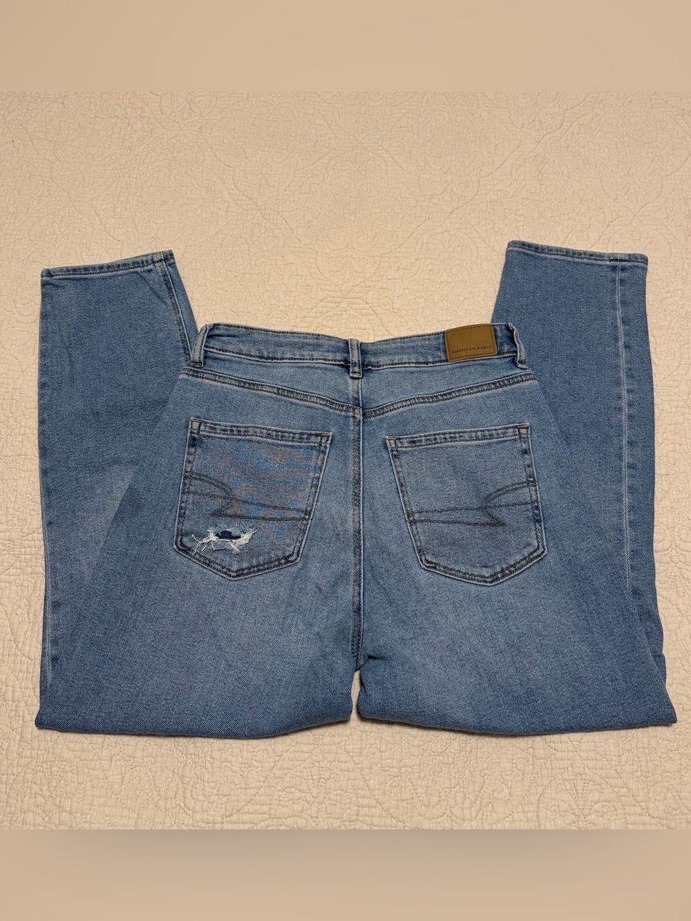 American Eagle Outfitters Medium Blue Mom Jean Size 6 Short - Picture 5 of 8